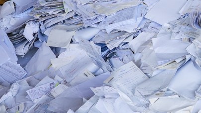 Wojskowe dokumenty wśród odpadów. Reakcja szefa MON
