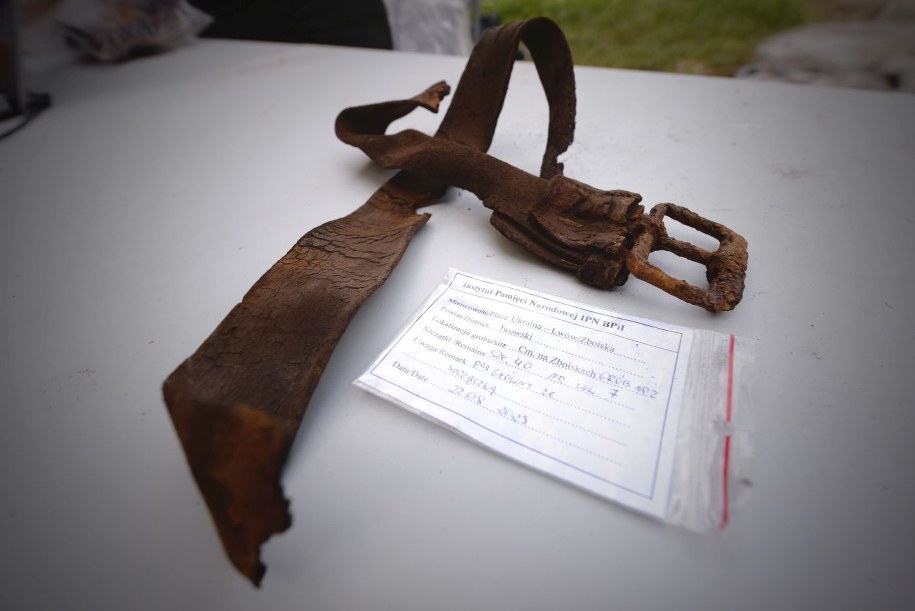 Wojskowych ekshumowano podczas prac prowadzonych we Lwowie-Zboiskach w sierpniu tego roku. /BPiI IPN /