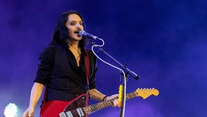Wokalista Placebo znieważył premier Włoch? Jest śledztwo