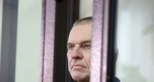 Wolność po pięciu latach za kratkami. Kim jest i za co trafił do więzienia Poczobut?