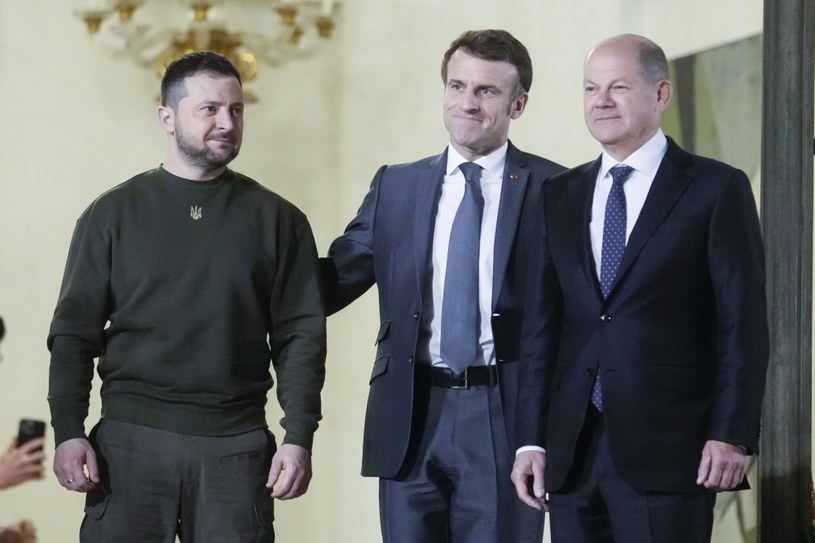 Wołodymyr Zełenski, Emmanuel Macron i Olaf Scholz /Thibault Camus/Associated Press/ /East News