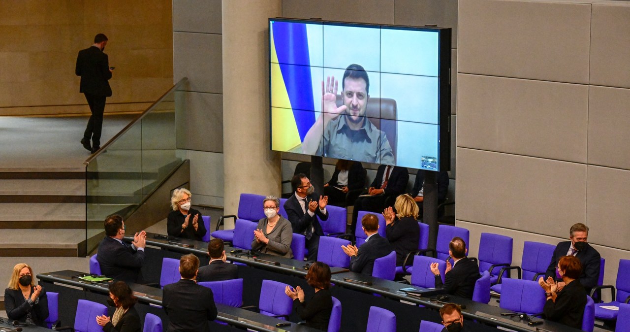 Wołodymyr Zełenski podczas swojego przemówienia w Bundestagu /AFP