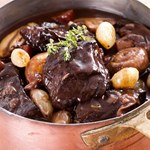 Wołowina będzie krucha, soczysta i aromatyczna. Zastosuj trik szefa kuchni 