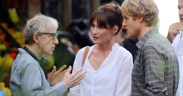 Woody Allen, Carla Bruni i Owen Wilson na planie /AFP