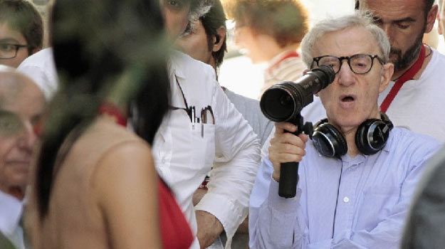 Woody Allen na planie swojego najnowszego filmu /materiały prasowe