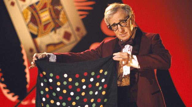 Woody Allen w swym ostatnim aktorskim występie w filmie "Scoop - gorący temat" /materiały dystrybutora