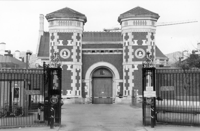 Wormwood Scrubs - więzienie, do którego trafił Blake. W celi nie siedział jednak zbyt długo... /Getty Images