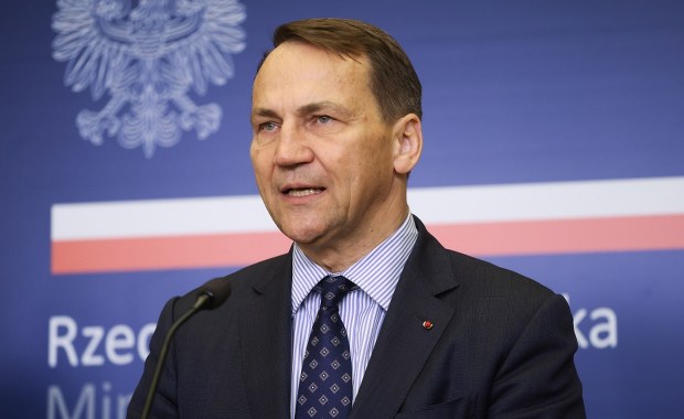 Wpadka BBC dotycząca Polski. Sikorski odpowiada: Kategorycznie zaprzeczam 