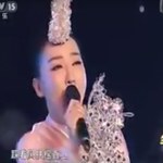 Wpadka chińskiej wokalistki podbija sieć 
