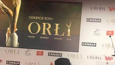  Wpadka na Orłach.  Wyleciały koperty z nominacjami