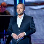 Łukasz Nowicki Wpadka podczas koncertu TVP. Prowadzący nie krył zakłopotania