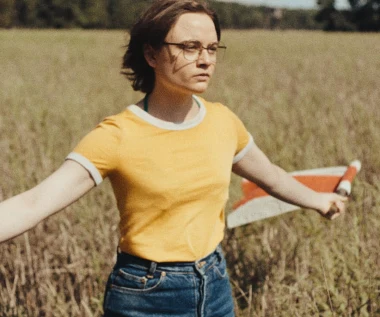 "Wpatrując się w słońce" [trailer]