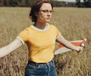 "Wpatrując się w słońce" [trailer]