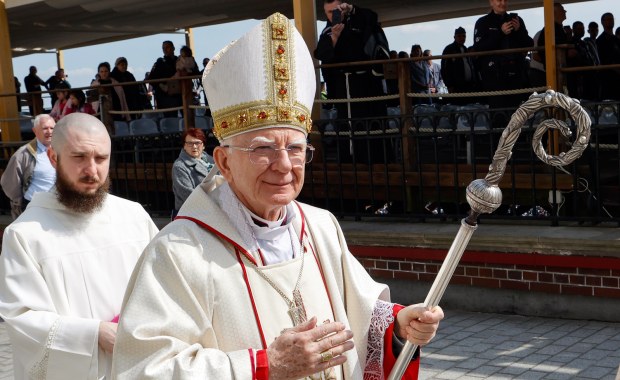 "Wpisują się w tradycję sowietów i hitlerowców". Kolejna ostra wypowiedź abpa Jędraszewskiego