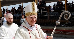 "Wpisują się w tradycję sowietów i hitlerowców". Kolejna ostra wypowiedź abpa Jędraszewskiego