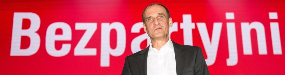 Wprowadzenie JOW-ów jako sposobu na odpartyjnienie życia publicznego jest postulatem Pawła Kukiza /Maciej Kulczyński /PAP