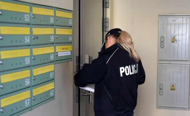 Wracasz z Wielkiej Brytanii? Czeka cię kwarantanna i wizyty policji