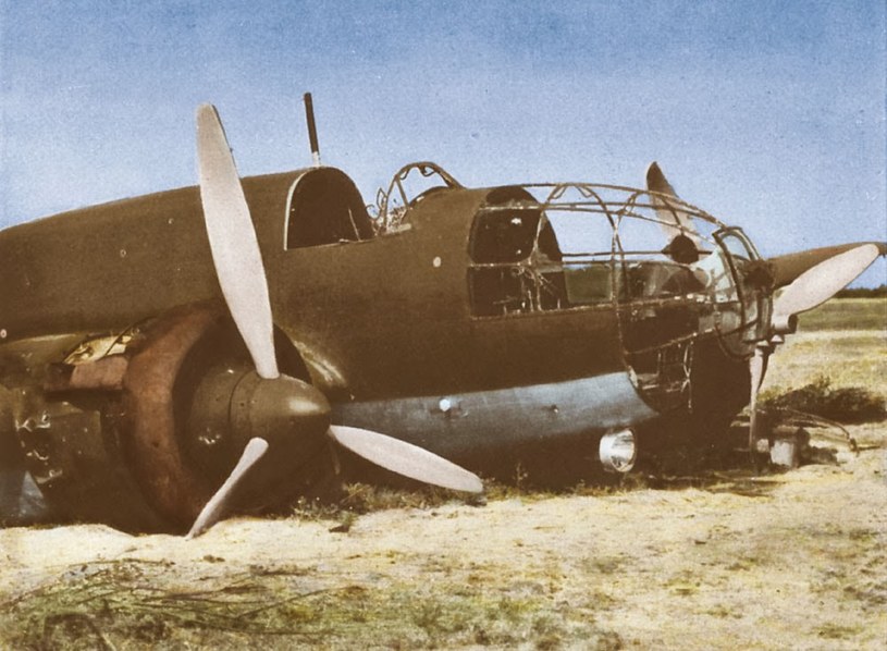 Wrak PZL.37 Łoś, który został zestrzelony we wrześniu 1939 roku /domena publiczna