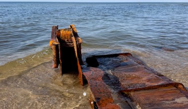 Wrak z II wojny światowej odkryty na polskiej plaży. Znalezisko z Bałtyku