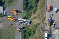 Wraki pojazdów na autostradzie A4 w Dreźnie