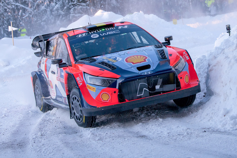 WRC pożegna się z hybrydami. Zespoły wolą napęd tradycyjny /Getty Images