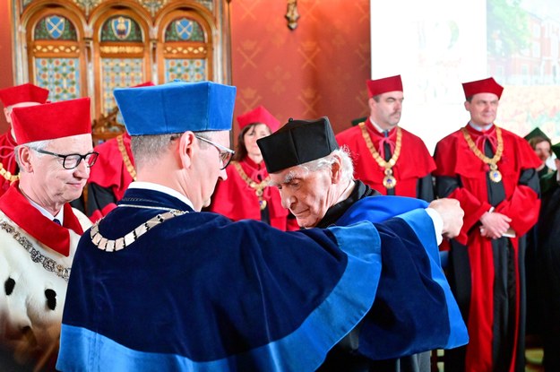 Wręczenie doktoratu honoris causa UJ Wiesławowi Myśliwskiemu /Art Service 2 /PAP