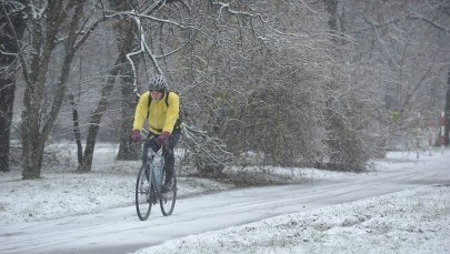 Wróciła zima: Śnieg, wiatr, gołoledź. W nocy mróz 