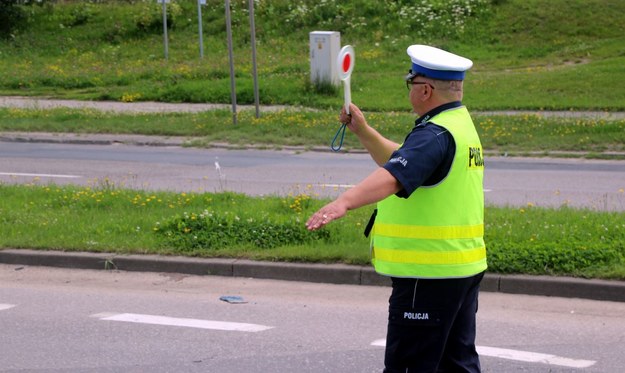Wrocław: Kierowca próbował przejechać policjanta