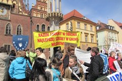 Wrocław: Protest przeciwko likwidacji szkół