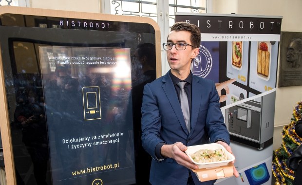 Wrocław: Robot serwuje ciepłe posiłki. Używa m.in. podczerwieni