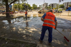 Wrocław: Sprzątanie skutków awarii wodociągowej