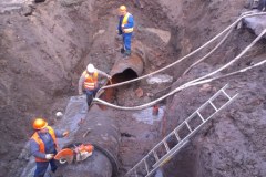 Wrocław zakorkowany z powodu pękniętej rury