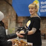 Wrocławski punkt wydawania posiłków uchodźcom zmienił lokalizację