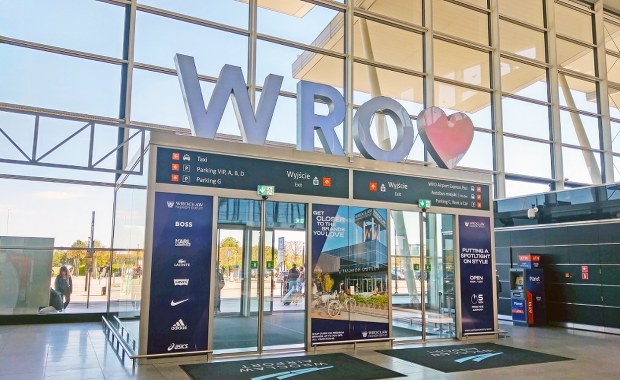 Wrocławskie lotnisko z nową usługą. Punkt paszportowy już działa