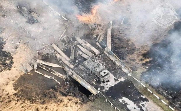 "Wróg jechał w stronę śmierci". Ukraińcy zniszczyli rosyjską kolumnę