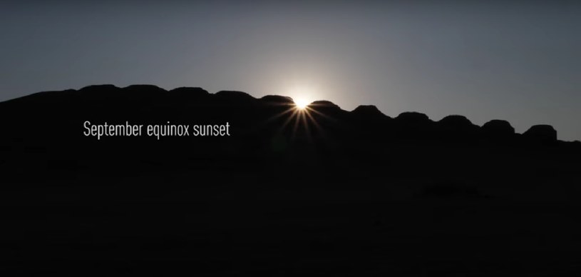 Wrześniowy wschód Słońca w trakcie równonocy /World Monuments Fund / Zrzut ekranu /YouTube