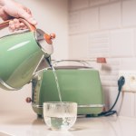 czajnik Wrzucam do czajnika zamiast octu. Pachną i perfekcyjnie odkamieniają