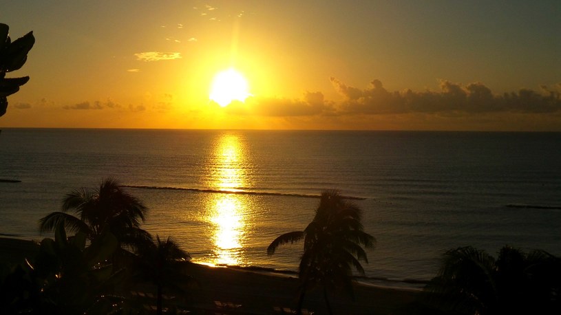 Wschód słońca nad Morzem Karaibskim - coś, co trzeba w życiu zobaczyć choć raz... /Samsung Galaxy S4 Zoom /INTERIA.PL
