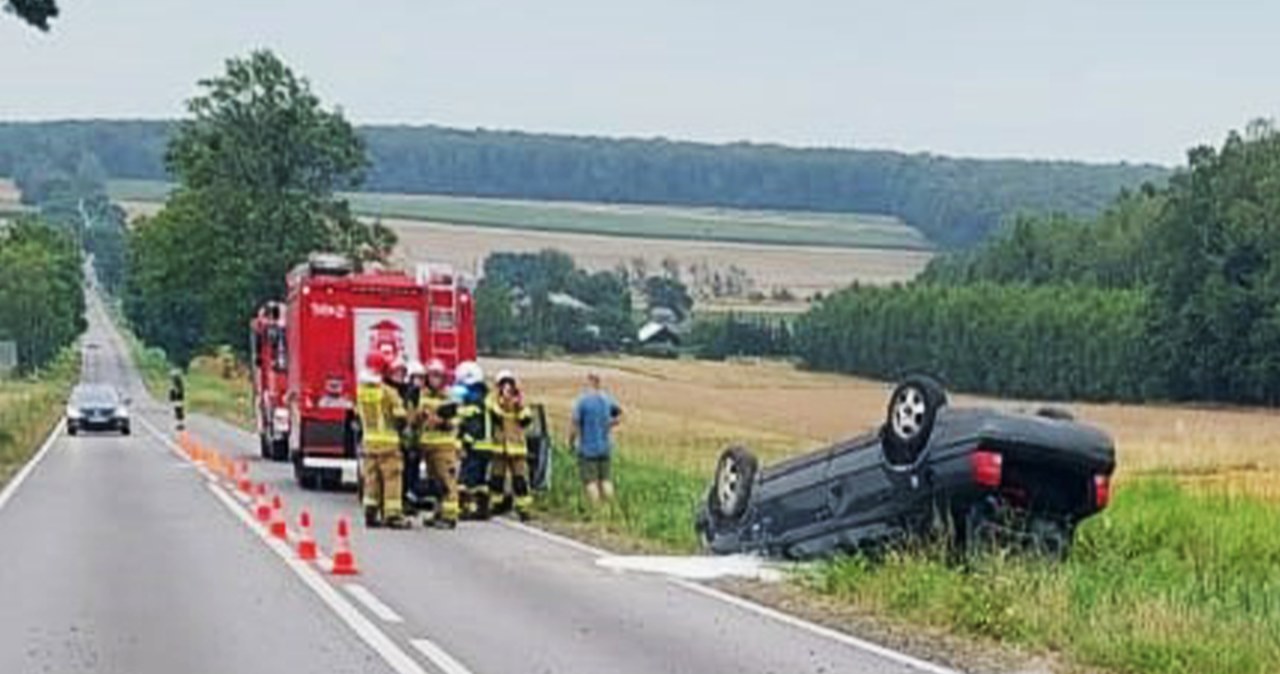 Wsiadł za kółko, bo czuł się dobrze. Przejażdżkę skończył w rowie /Polska Policja /Policja