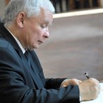 "wSieci": Popsute wakacje Kaczyńskiego. Będzie dymisja Szydło?