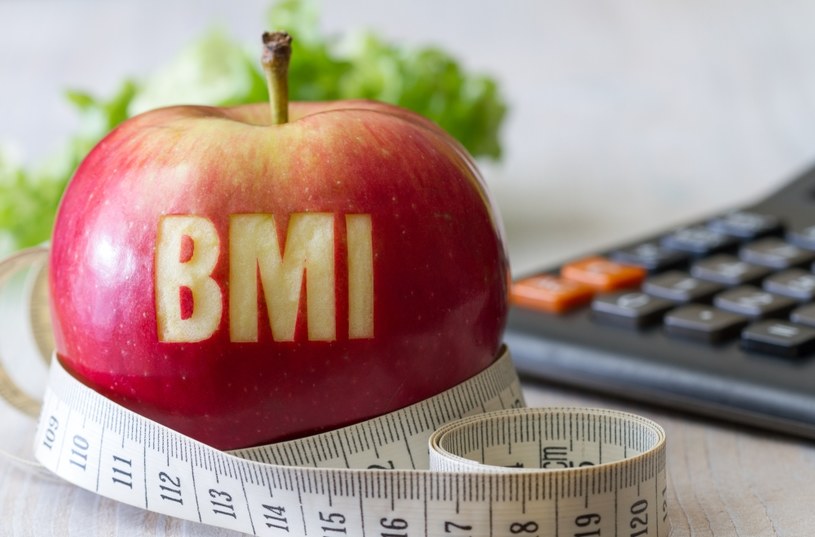Wskaźnik BMI nie bierze pod uwagę masy tkanki mięśniowej, wagi kości ani ilości czy rozmieszczenia tkanki tłuszczowej /123RF/PICSEL