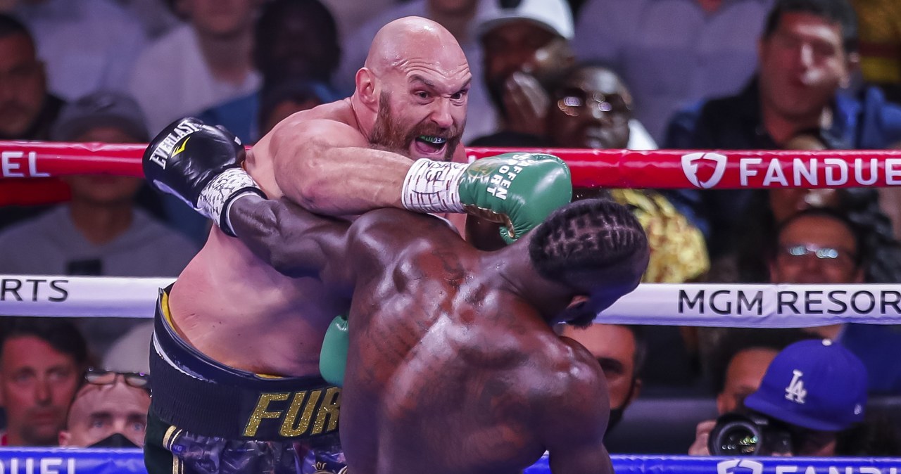 Wspaniała walka w Las Vegas. Fury przez nokaut pokonał Wildera