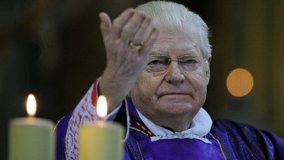 Wspaniały gest arcybiskupa. Sprzedał prezenty, by pomóc bezrobotnym