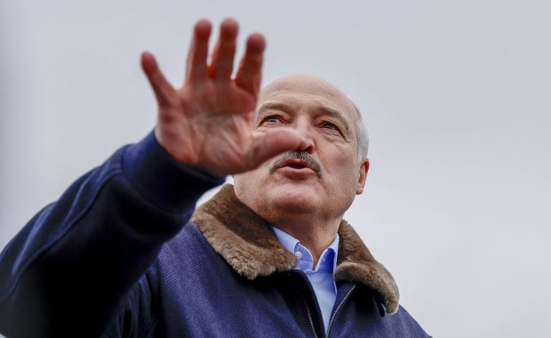 "Współdziałanie w zabijaniu Ukraińców". Zełenski nakłada sankcje na Łukaszenkę