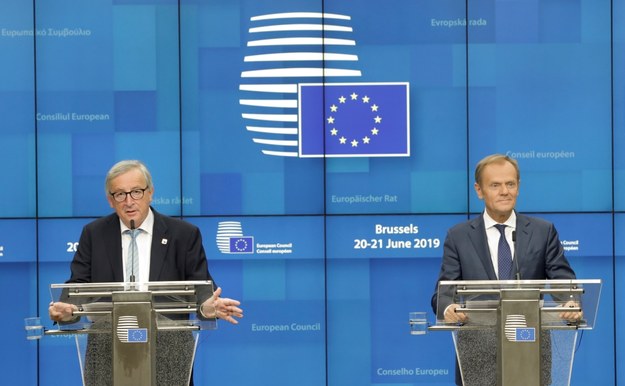 Wspólna konferencja Donalda Tuska oraz Jeana Claude Junckera /OLIVIER HOSLET /PAP/EPA