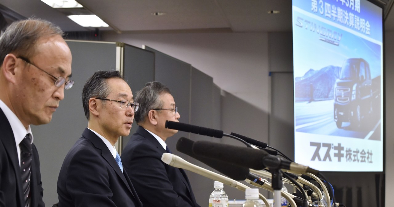 Wspólna konferencja prasowa szefostwa Toyoty i Suzuki /AFP