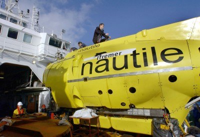 Wśród bogaczy modne stają się łodzie podwodne /AFP