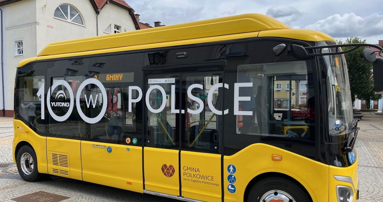 Wśród trzech dostarczonych do Polkowic elektrycznych autobusów znalazł się setny egzemplarz Yutonga, który trafił do naszego kraju. /materiały prasowe