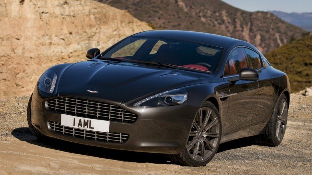 Wśród zarejestrowanych aut znalazł się Aston Martin Rapide. /Aston Martin