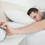 Wstajesz po pierwszym budziku? Statystyki pokazują, że jesteś w mniejszości